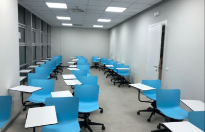 Sedie sala riunione scuola ristrutturata